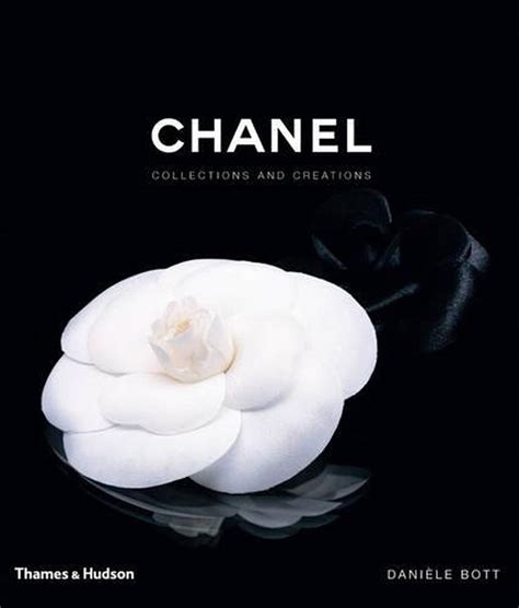 love style life chanel collections and creations|Chanel: Collections and Creations by Daniele Bott .